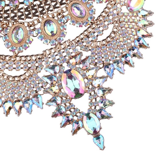 Gorgeous Crystal 2 Tier Statement Bib Necklace - Picture 4 of 6